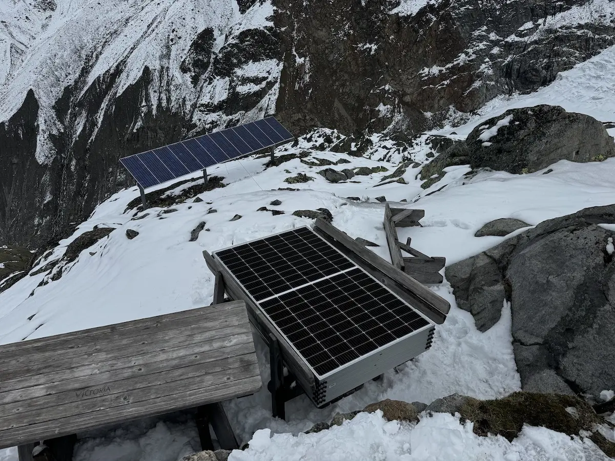 Elemente der neuen PV-Anlage. | © Helmut Schgeiner